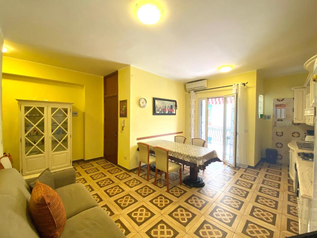 Casa Vacanze Rosy Джардини Наксос Екстериор снимка